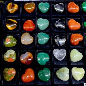 Amethyst stone  heart 💜 new one inches